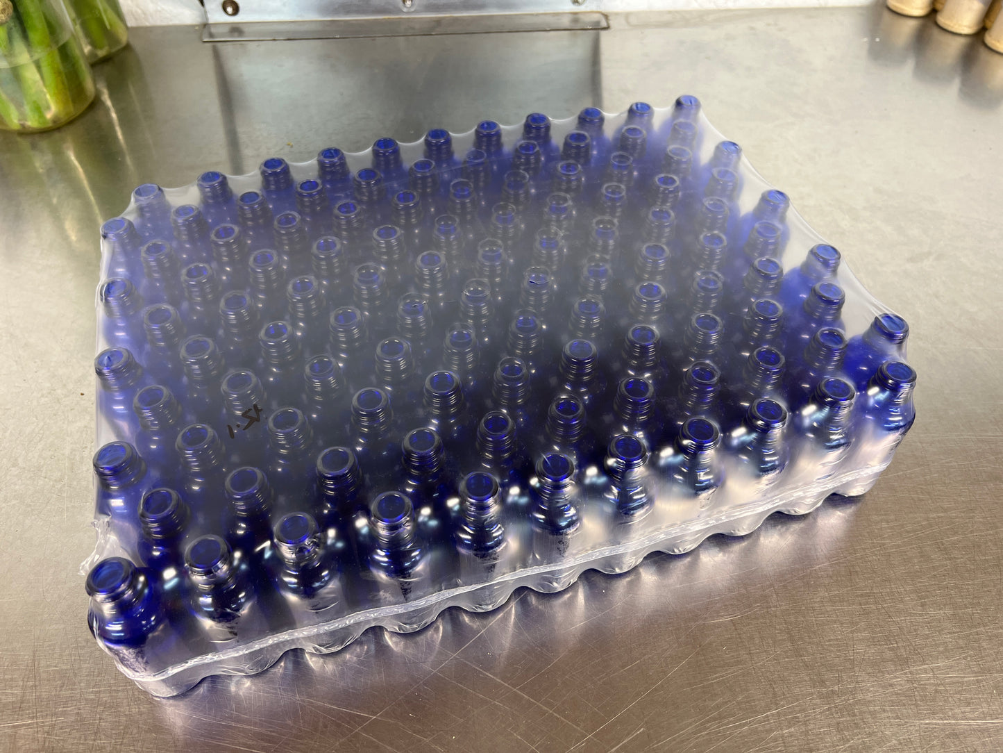 30ml Cobalt Blue Euro Round Bottle 18-415 (330/case)